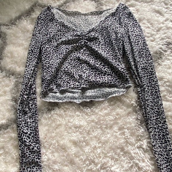 shein black and white cheetah top - Picture 1 of 2